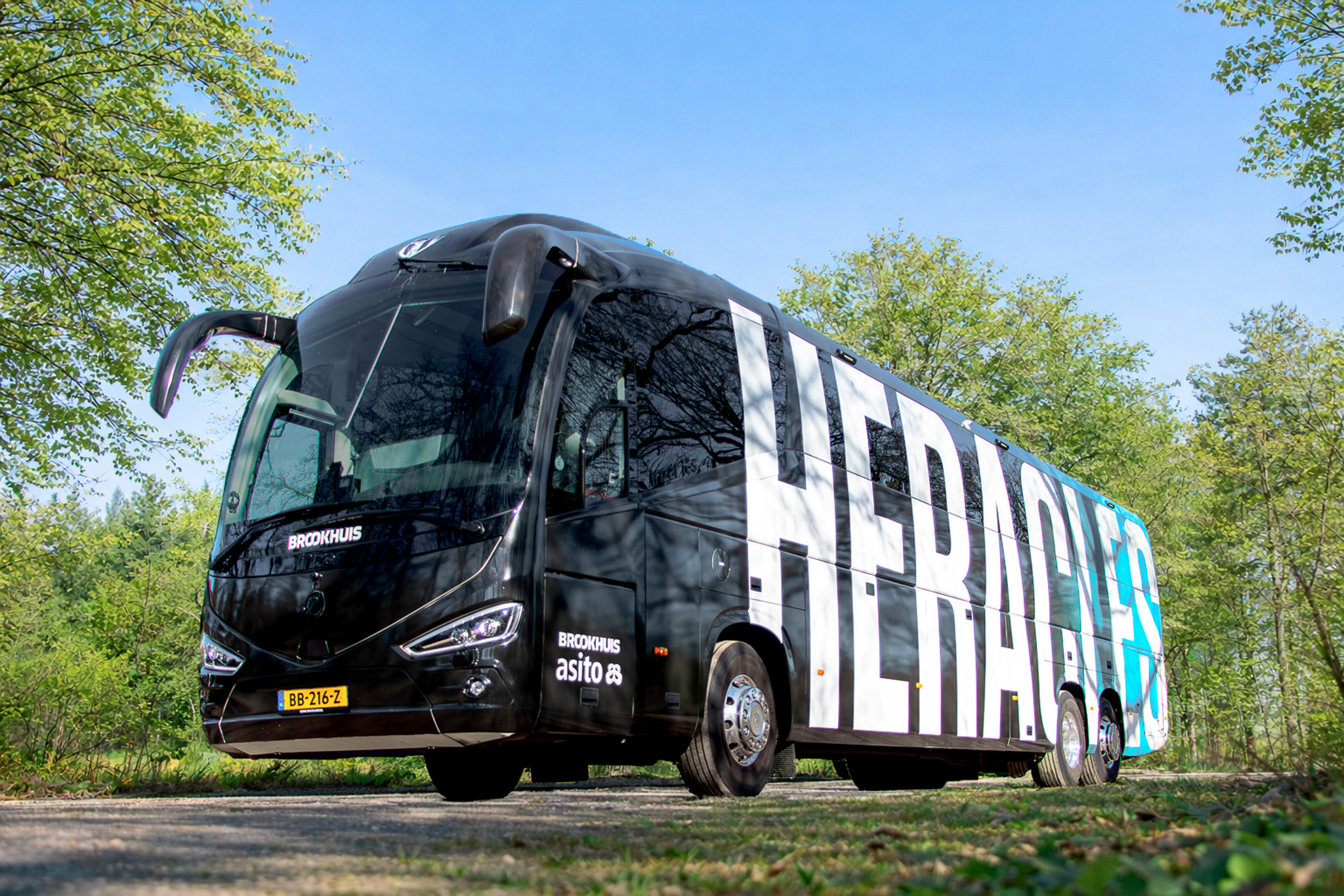 Bus zijkant 1